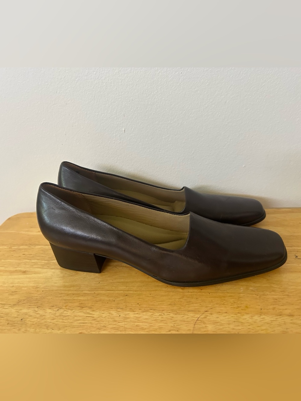 EASY SPIRIT ESLINFORD Block Heel Soft Brown Leather Shoes Size 8.5